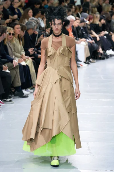 Look 2